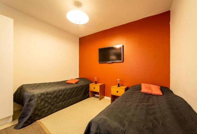 Kulkuri Hostellit Hämeenlinna