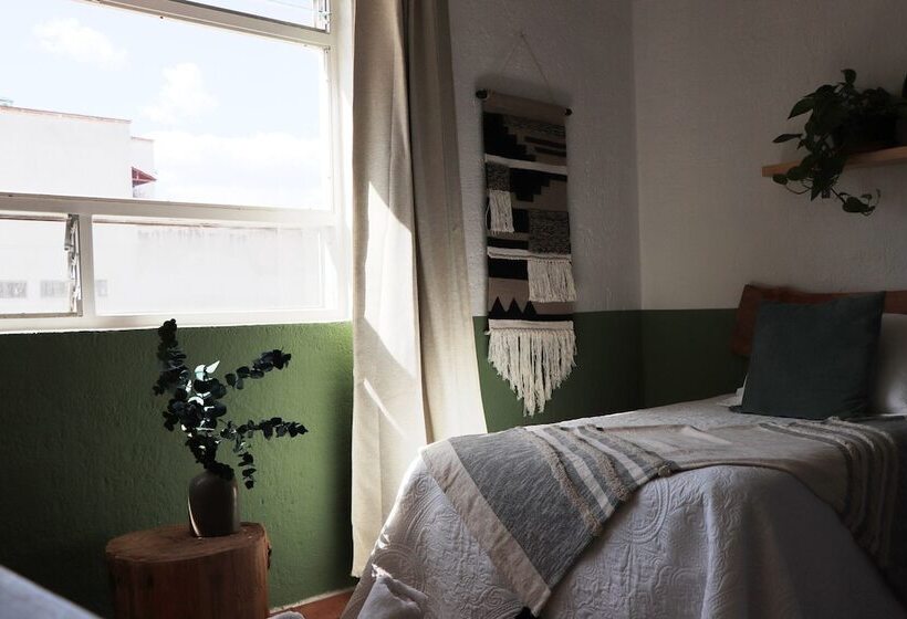 بنسيون Casa Madera