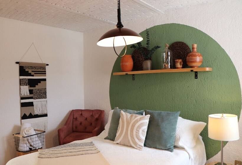 بنسيون Casa Madera