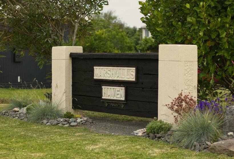 פנסיון Marshall S Haven