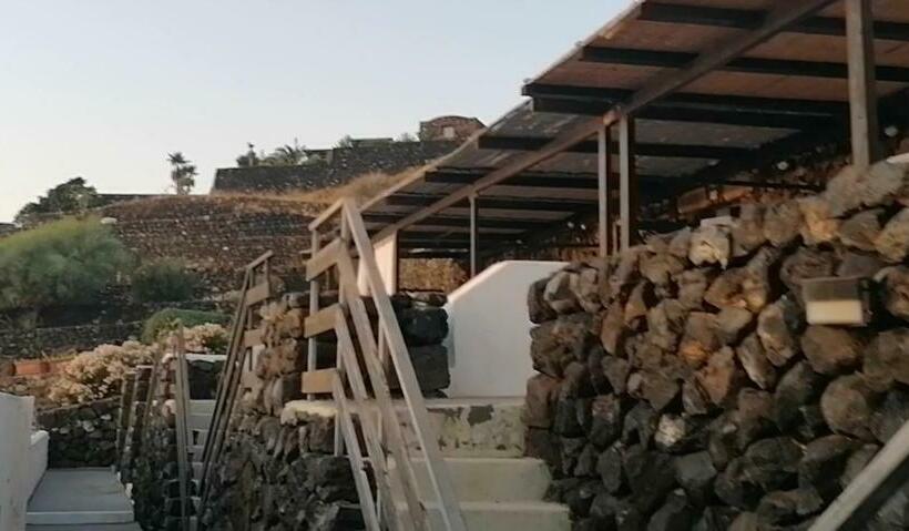 Perla Nera I Dammusi Di Scauri