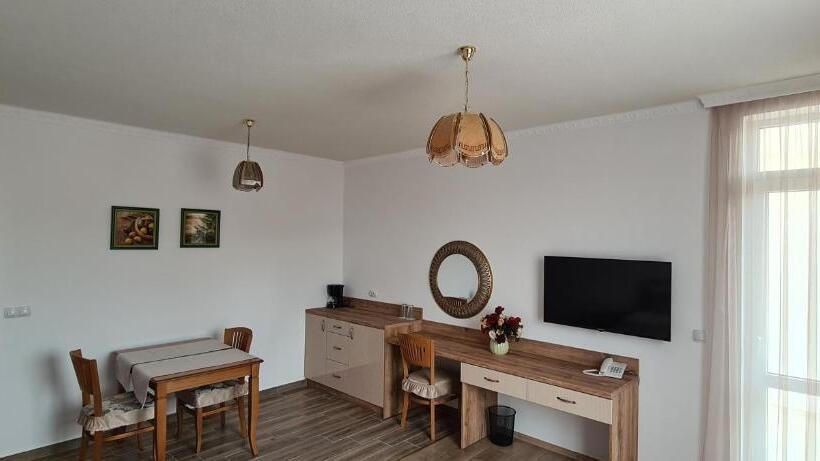 Aparthotel Olympus Plaza