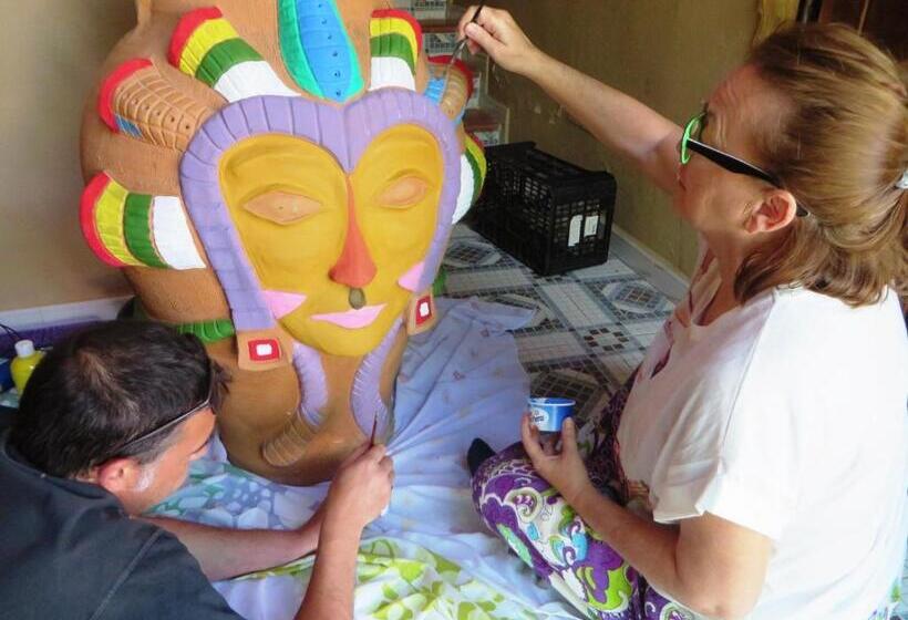 住宿加早餐  Casa Proyecto Pepe Bravo   Arte De Manos Y Corazón