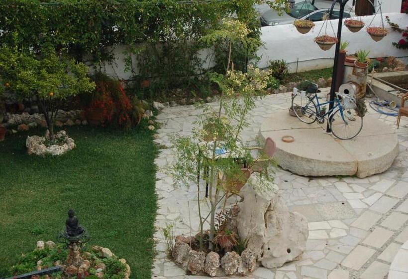 مبيت وإفطار Casa Proyecto Pepe Bravo   Arte De Manos Y Corazón