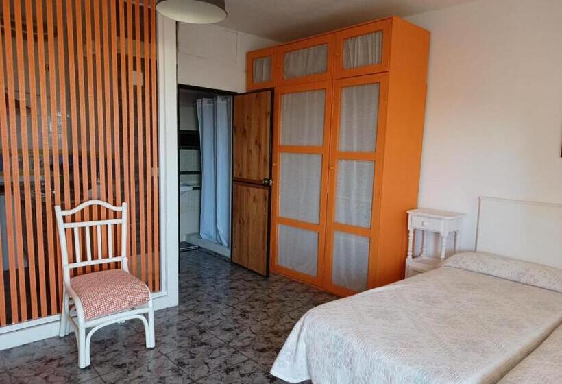 مبيت وإفطار Casa Proyecto Pepe Bravo   Arte De Manos Y Corazón