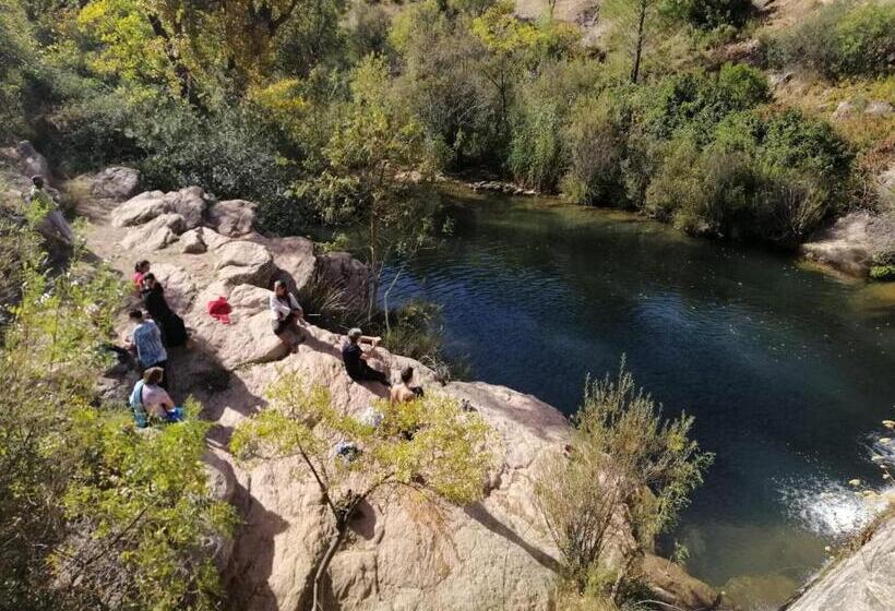 مبيت وإفطار Casa Proyecto Pepe Bravo   Arte De Manos Y Corazón