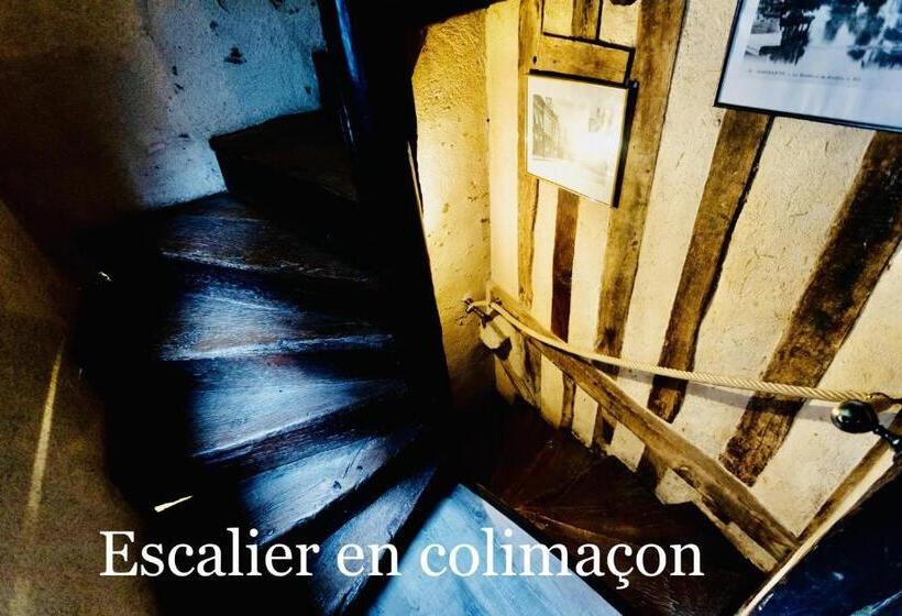 住宿加早餐  La Tour Aux Grains Chambres Autonomes