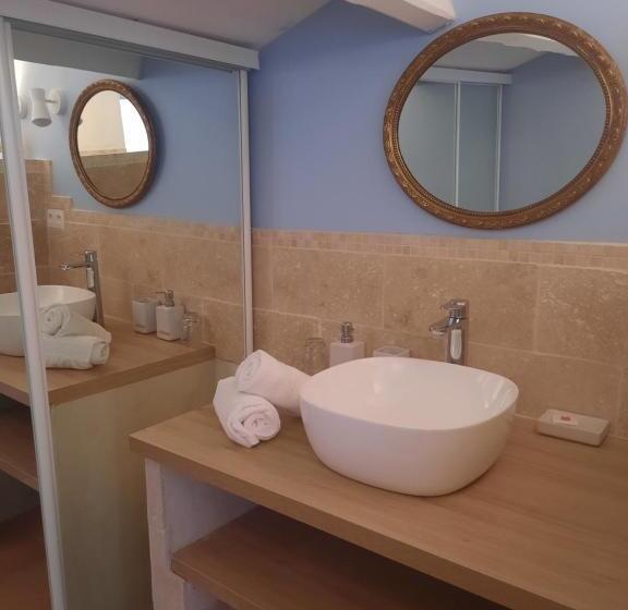 민박 Le Clos Des Chênes