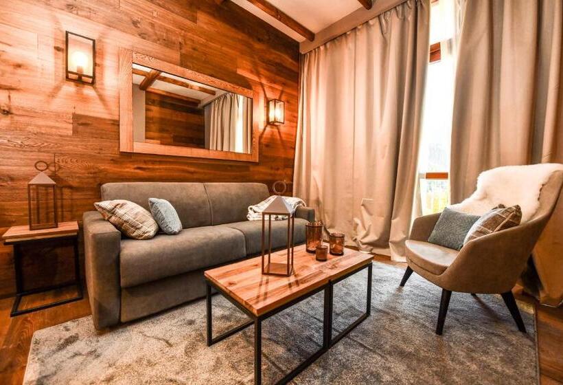 Chalet Everest   Luxury Apartments