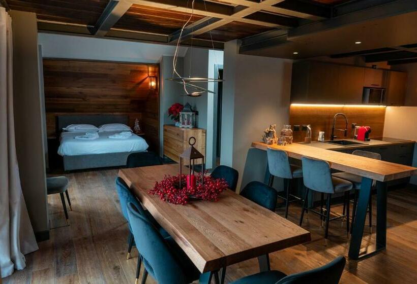 Chalet Everest   Luxury Apartments