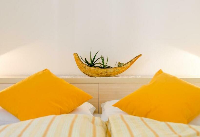 בית מלון כפרי Buchholz