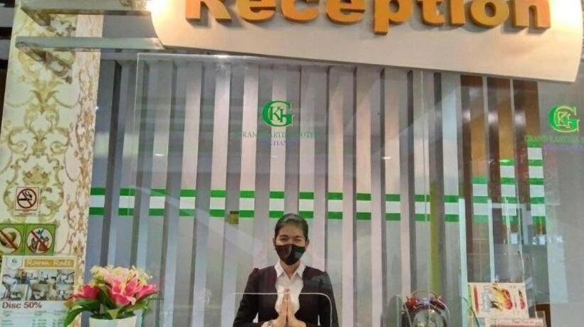 בית מלון כפרי Grand Kartika