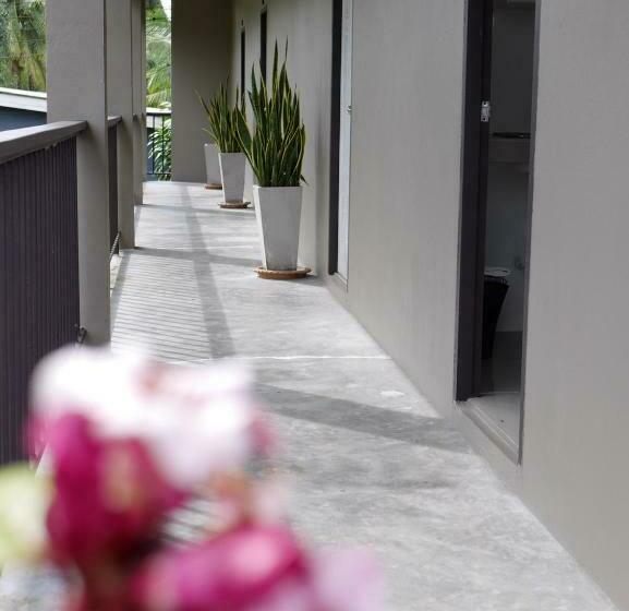 Отель Green Pepper Garden