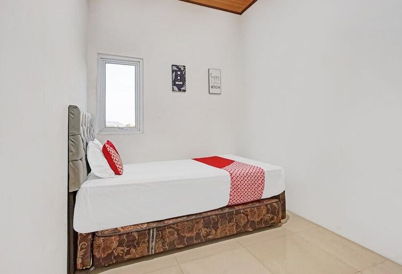 호텔 Oyo 90399 Box House