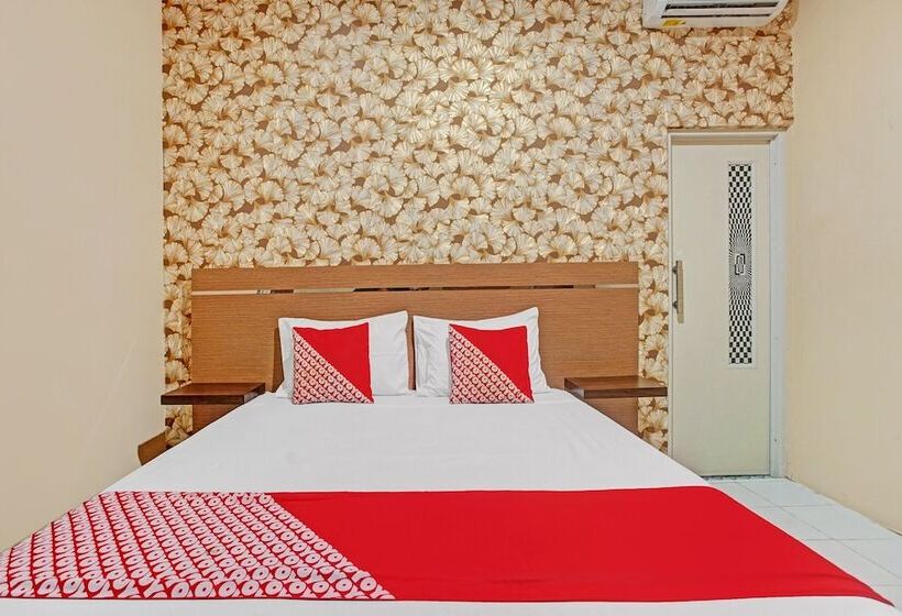 בית מלון כפרי Oyo 90399 Box House