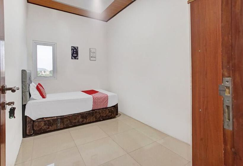 호텔 Oyo 90399 Box House