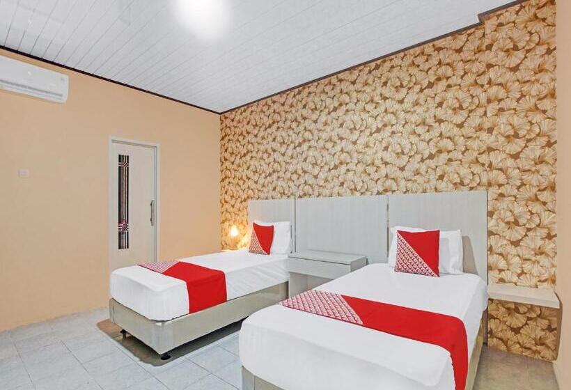 בית מלון כפרי Oyo 90399 Box House