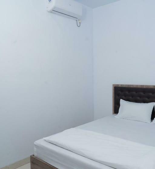 هتل Padma Tangerang