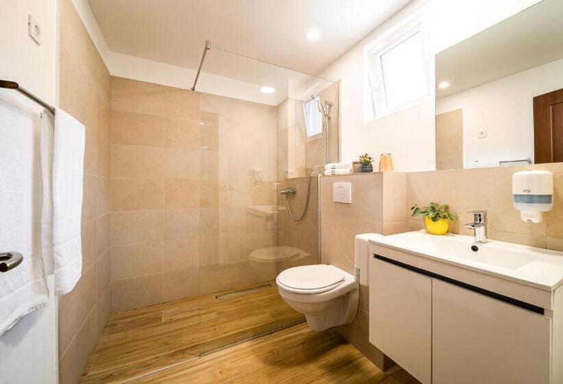 בית מלון כפרי Rk