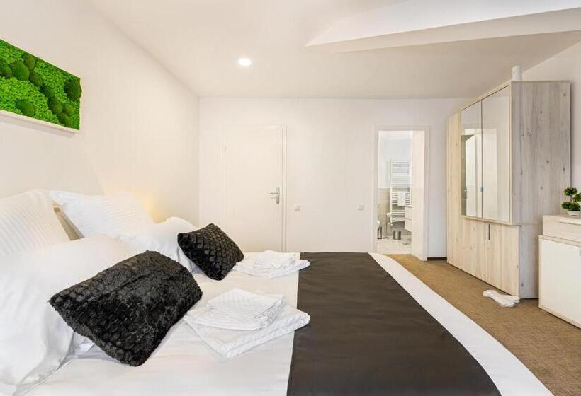 ペンション Bada Bing Residence