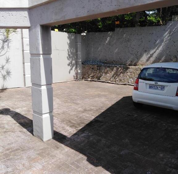 פנסיון Dunbar Mello