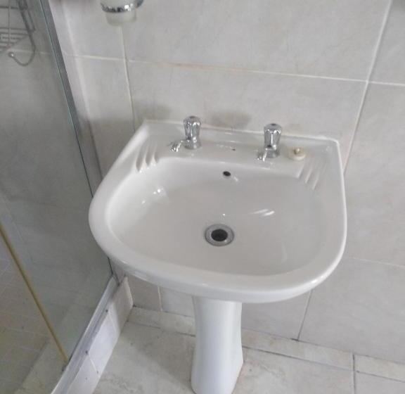 פנסיון Dunbar Mello