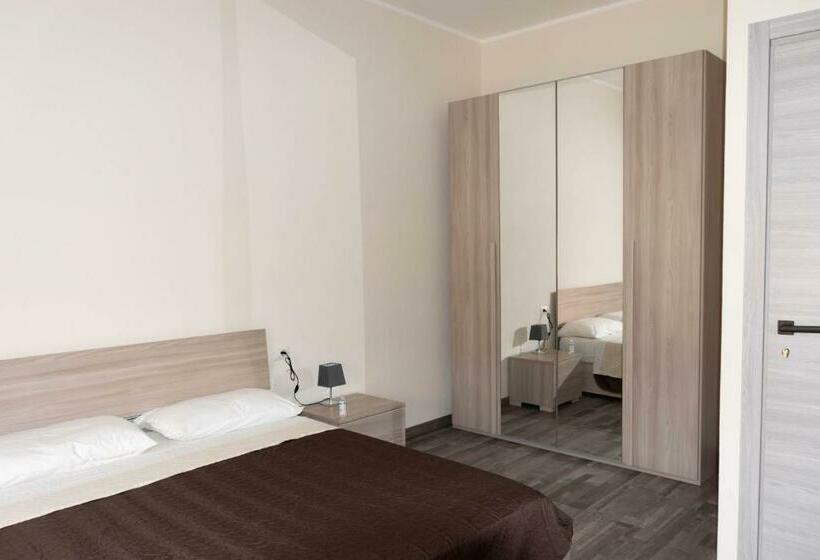 بنسيون Ichnos House