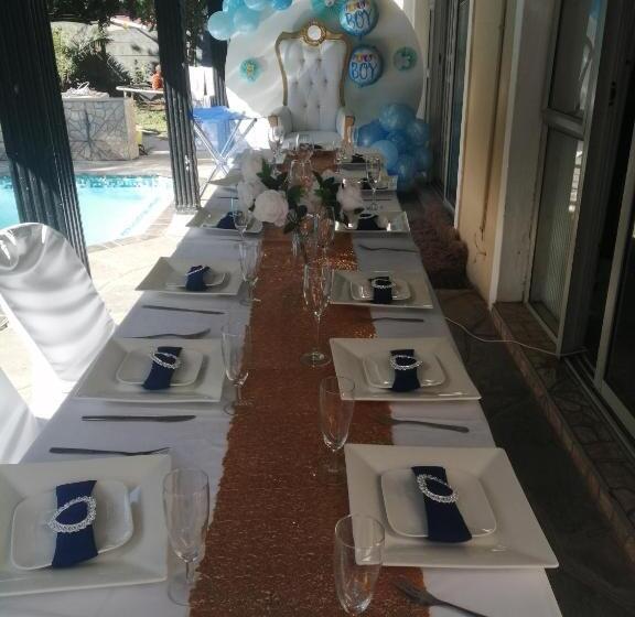 פנסיון Lytton Cresent B&b