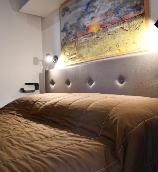 אתר נופש Palazzo Delle Biscie   Old Tower & Village