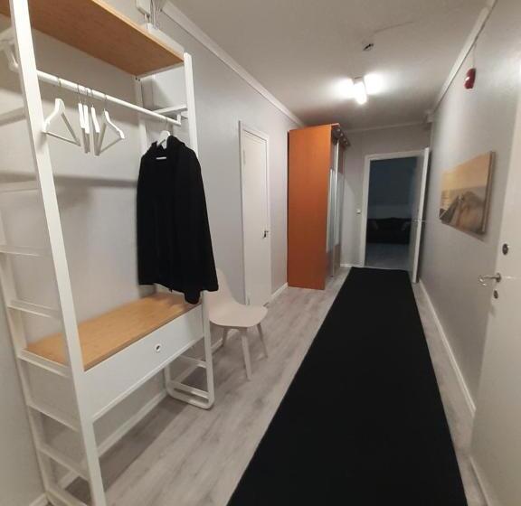 הוסטל Villa Majatalot