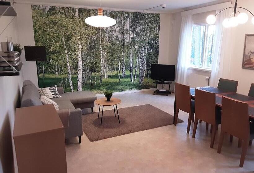 הוסטל Villa Majatalot