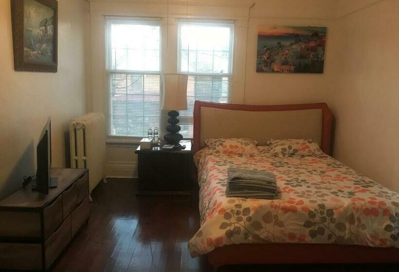 مبيت وإفطار 5 Star Victorian Mansion Downtown No Locals