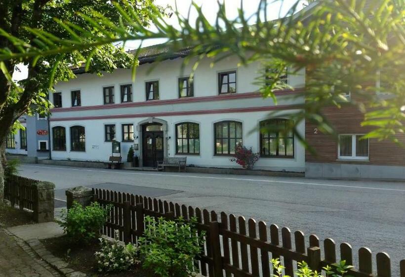 住宿加早餐  Edel Weiss Gästezimmer