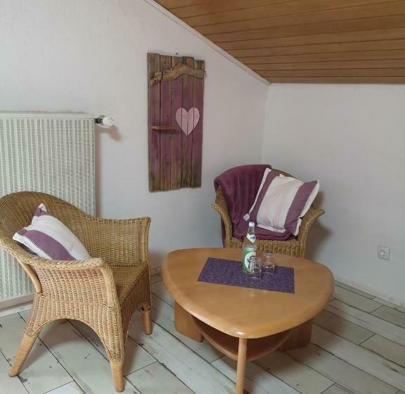 住宿加早餐  Edel Weiss Gästezimmer