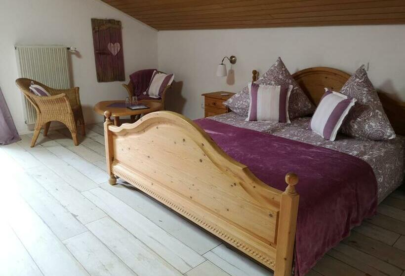 住宿加早餐  Edel Weiss Gästezimmer