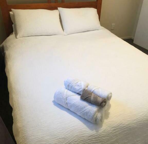 ベッドアンドブレックファースト Horseinaround