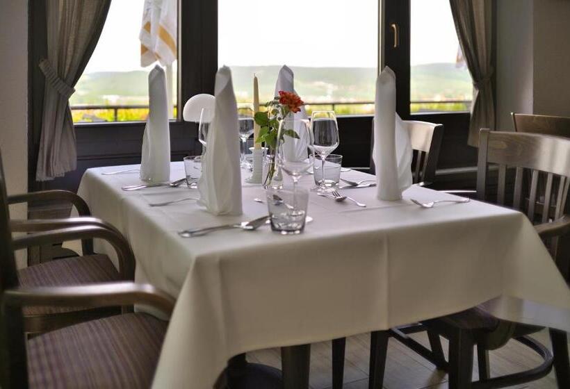 Отель Berggasthof Götzinger Höhe