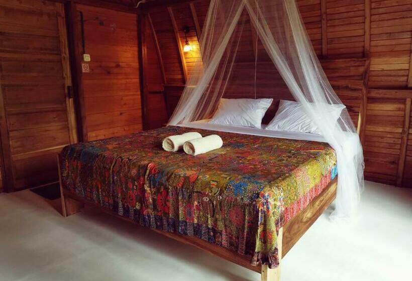 فندق Coconut Tree Cottages