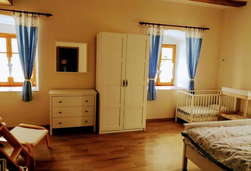 هتل Resort Mlýn Karolínka