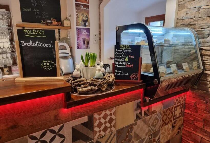 هتل Resort Mlýn Karolínka