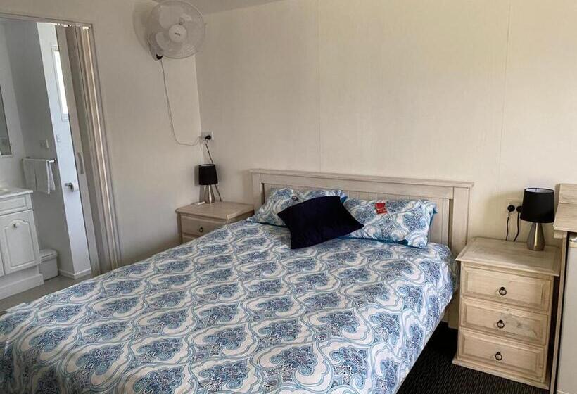 בית מלון כפרי Walsh Farm Shepherd’s Rest