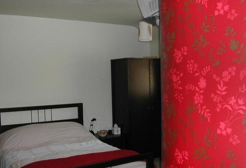 Middle Farm Villa B&b