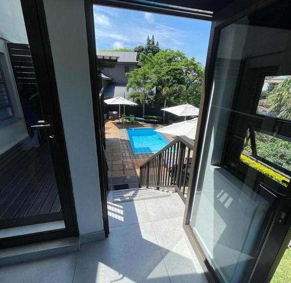 Пансион Billfish Apartments