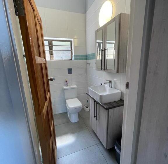 Пансион Billfish Apartments