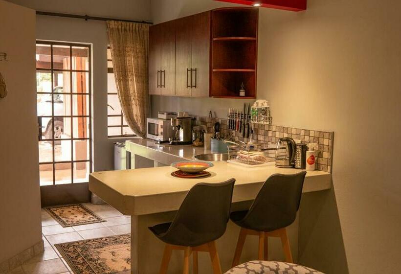 ペンション Camdeboo Place