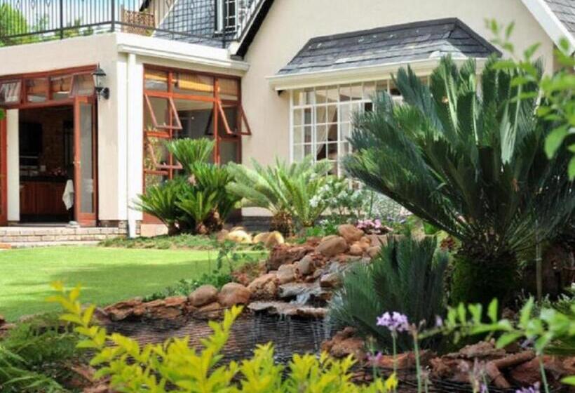 Пансион Gallo Manor Executive Bed & Breakfast