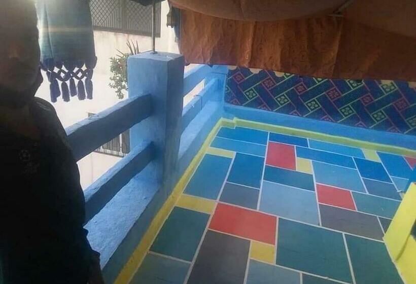 Пансион Hostal Nuzha