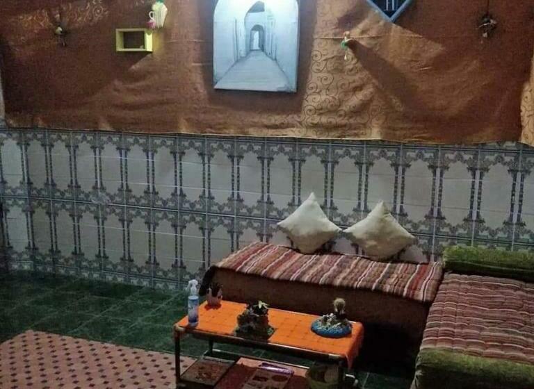 Пансион Hostal Nuzha