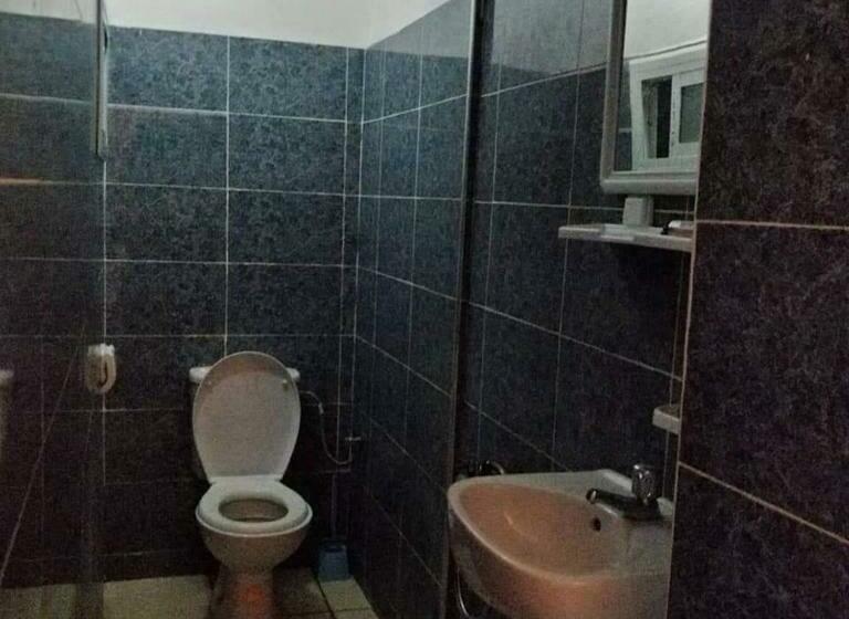 Пансион Hostal Nuzha