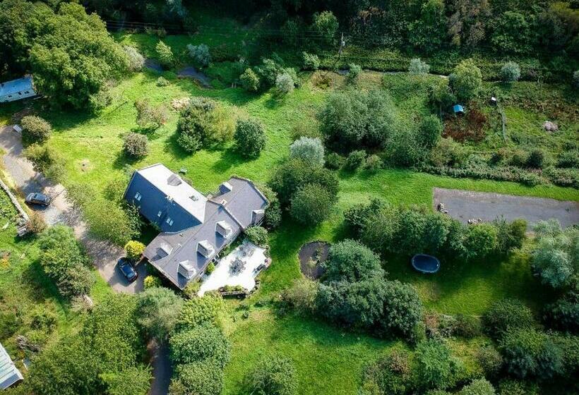 Пансион Innis House